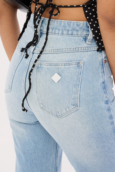 94 STRAIGHT GIA JEANS