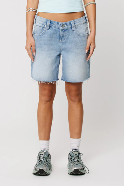 99 LOW BOYFRIEND SHORT JORDAN