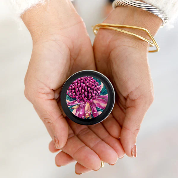 AUSTRALIAN ARTIST SOY CANDLE MINI TIN by AROMA POT