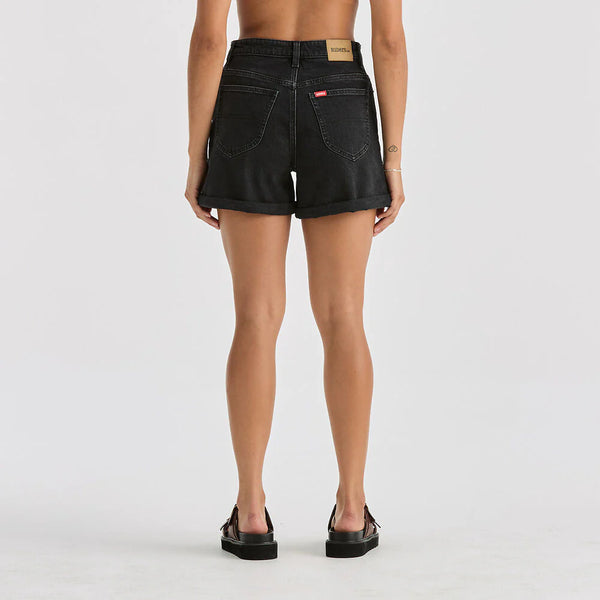 GIRLFRIEND SHORT CHARRED BLACK