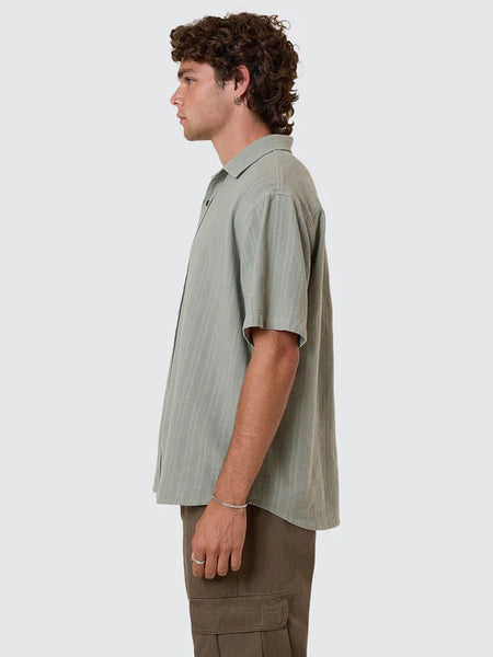 Unhinged Short Sleeve Shirt Dirty Sage