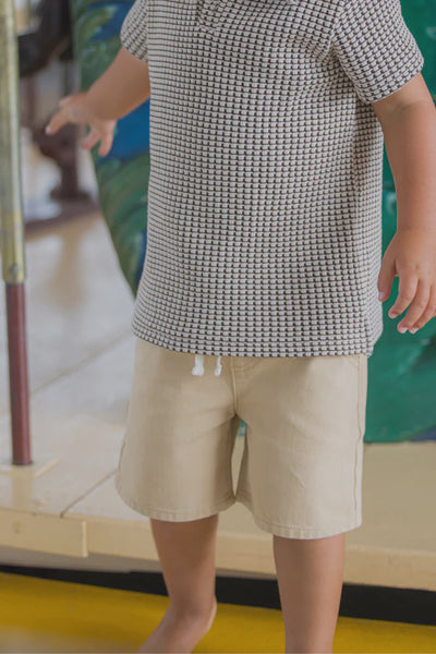 BISCUIT SHORT