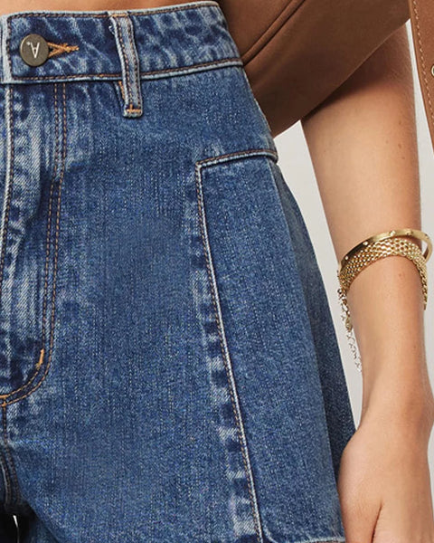 94 PLEATED SHORT BELLA