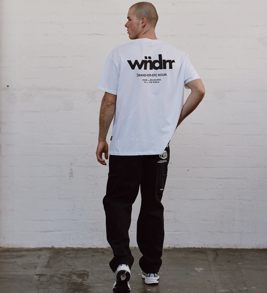 THE WORLD BOX FIT TEE