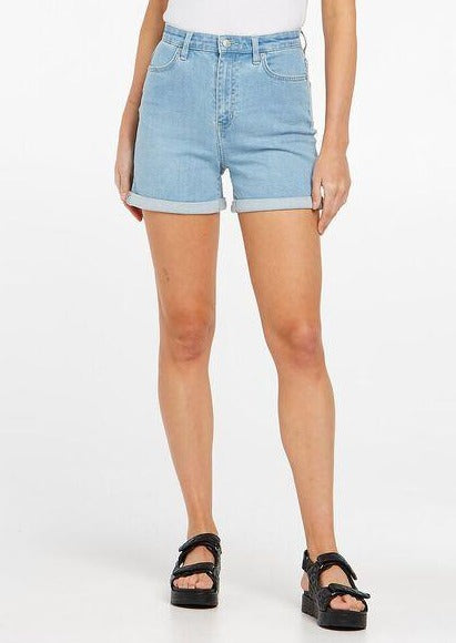 GIRLFRIEND SHORT GRATEFUL FADE